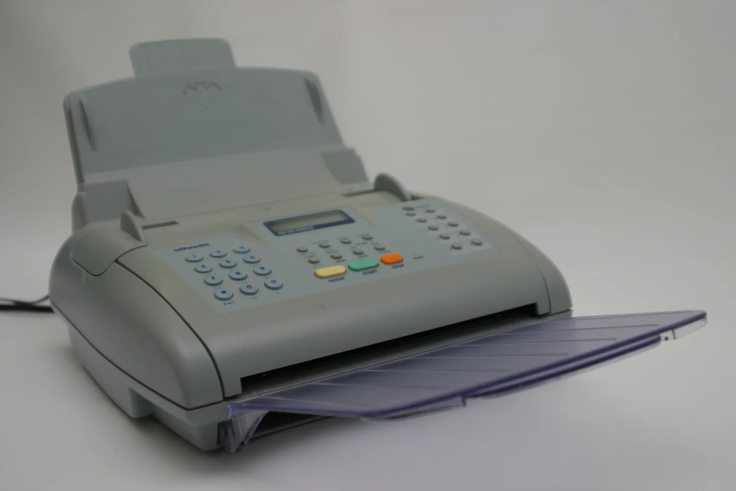 Foto van een Olivetti-faxapparaat